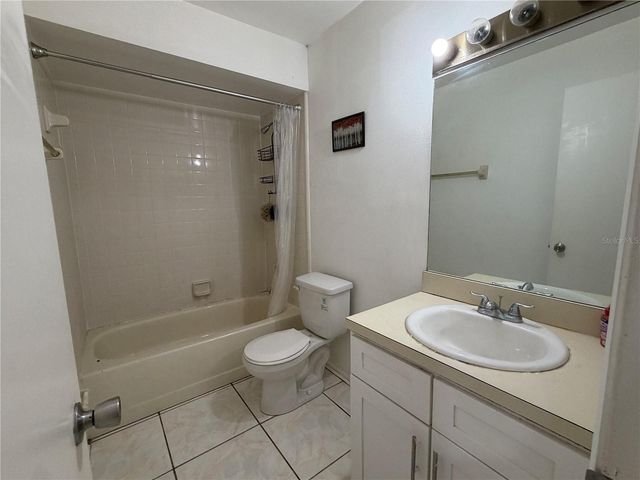 2562 LAKEWAY BRANCH DRIVE 3002, Orlando, FL 32839