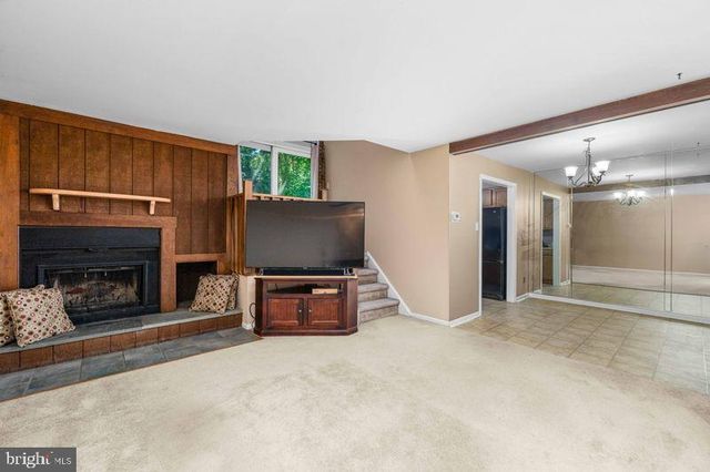 5504 DORAL DR, Wilmington, DE 19808