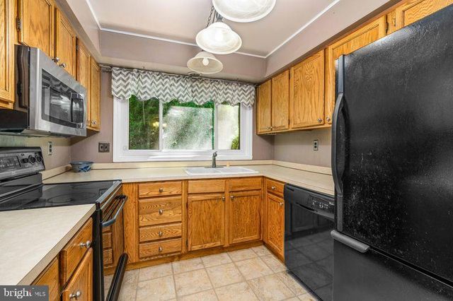 5504 DORAL DR, Wilmington, DE 19808