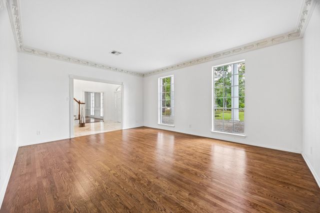 11519 Habersham Lane, Houston, TX 77024