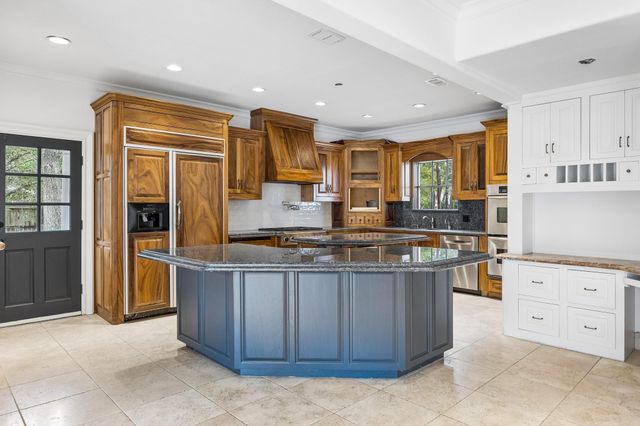11519 Habersham Lane, Houston, TX 77024