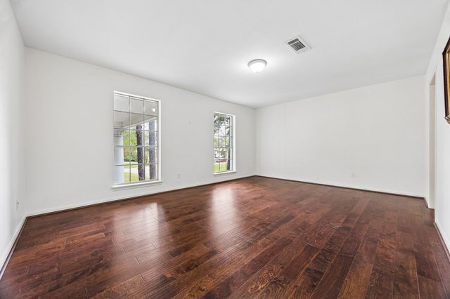 11519 Habersham Lane, Houston, TX 77024