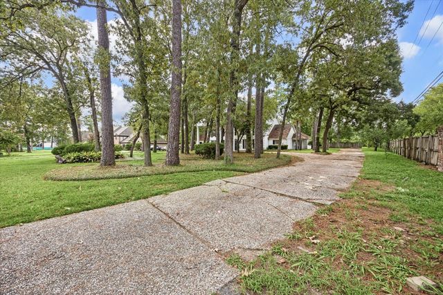 11519 Habersham Lane, Houston, TX 77024