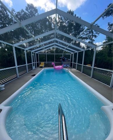 107 Faith Avenue, Sopchoppy, FL 32358
