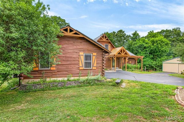 2518 Meredith Drive, De Soto, MO 63020