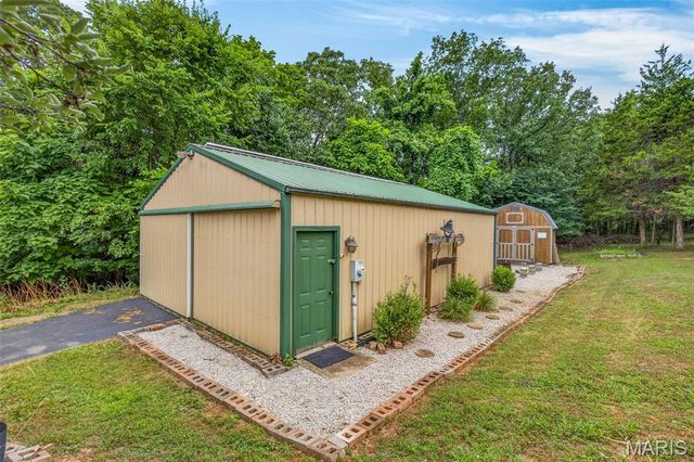2518 Meredith Drive, De Soto, MO 63020