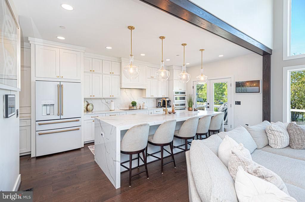 Image 10 of property listing at 12105 SALT POINT RD, Bishopville, MD 21813