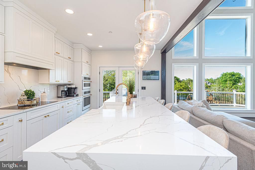 Image 11 of property listing at 12105 SALT POINT RD, Bishopville, MD 21813