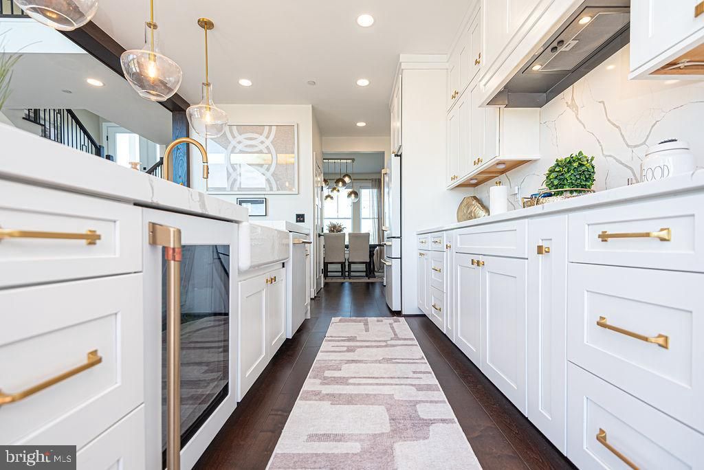 Image 16 of property listing at 12105 SALT POINT RD, Bishopville, MD 21813