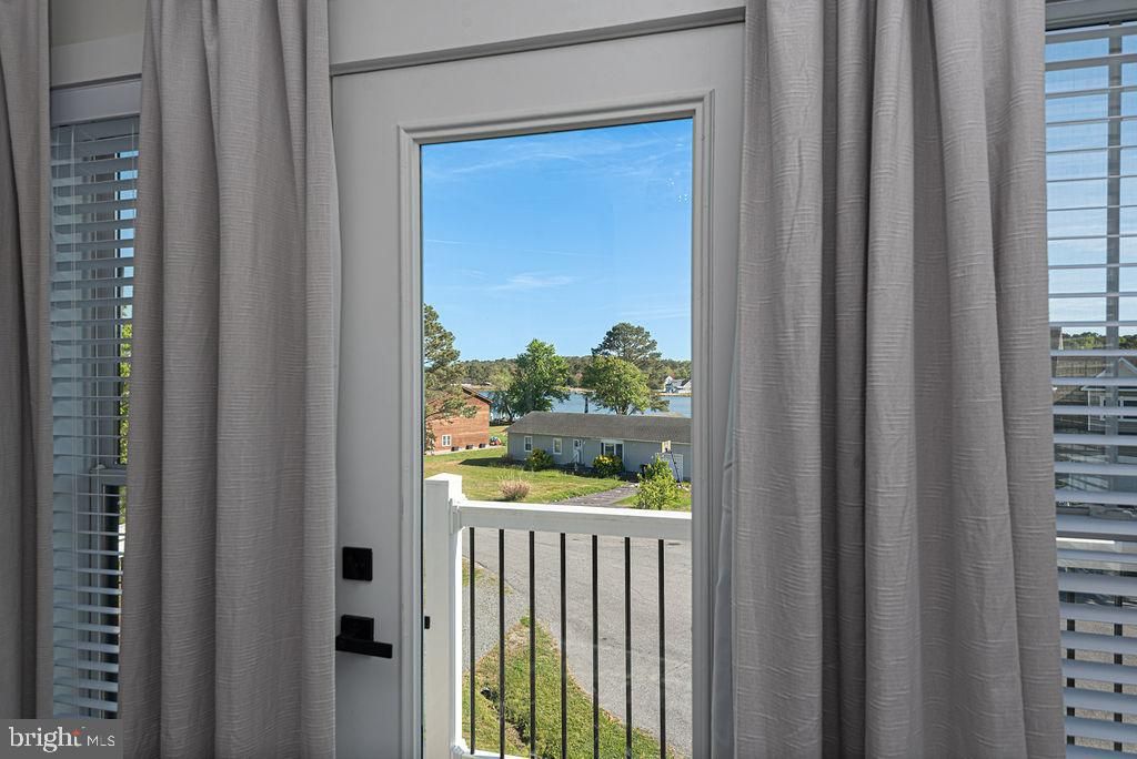 Image 39 of property listing at 12105 SALT POINT RD, Bishopville, MD 21813