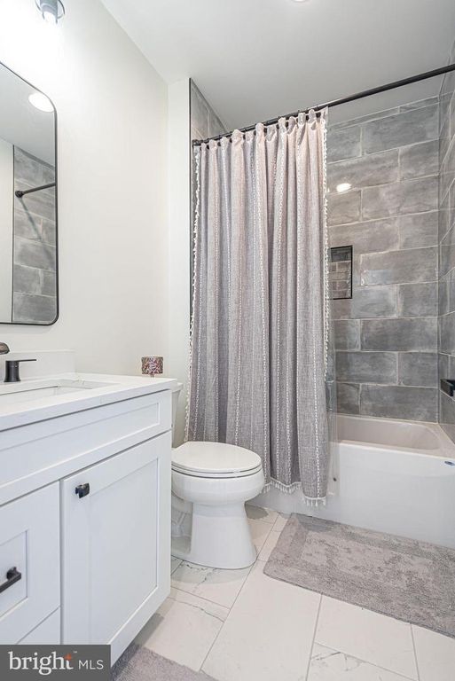 Image 58 of property listing at 12105 SALT POINT RD, Bishopville, MD 21813