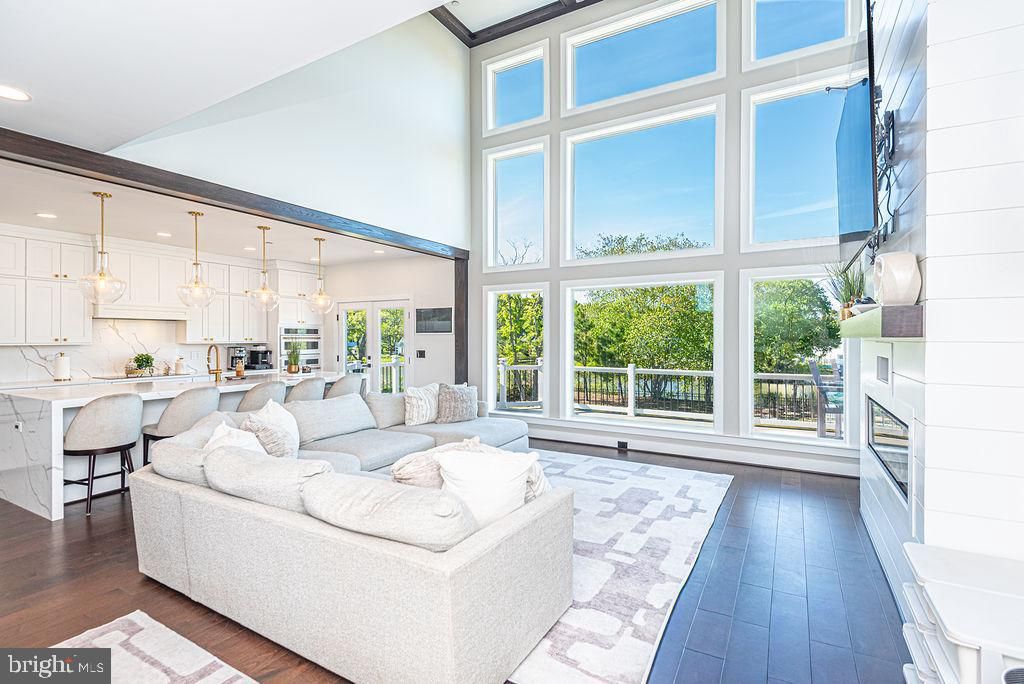 Image 6 of property listing at 12105 SALT POINT RD, Bishopville, MD 21813