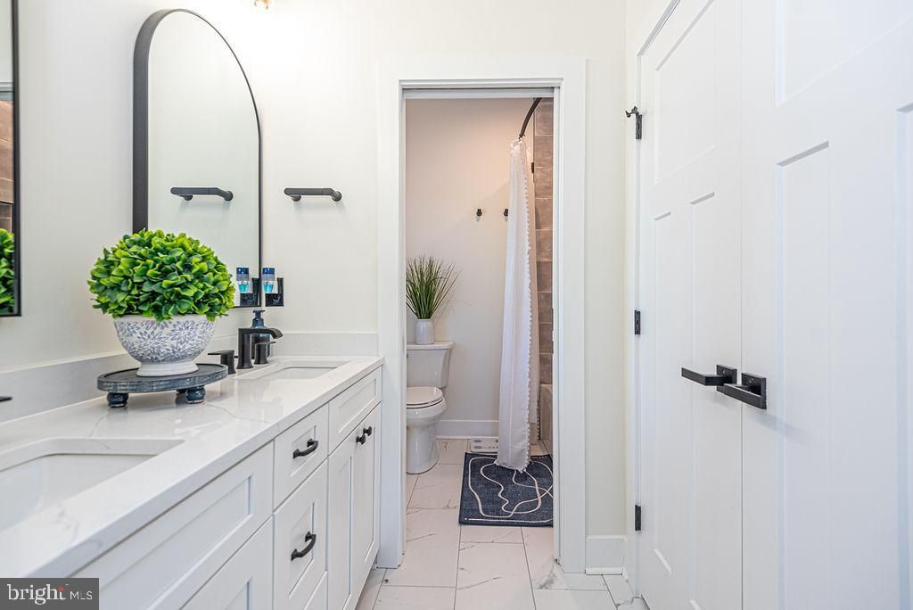 Image 81 of property listing at 12105 SALT POINT RD, Bishopville, MD 21813