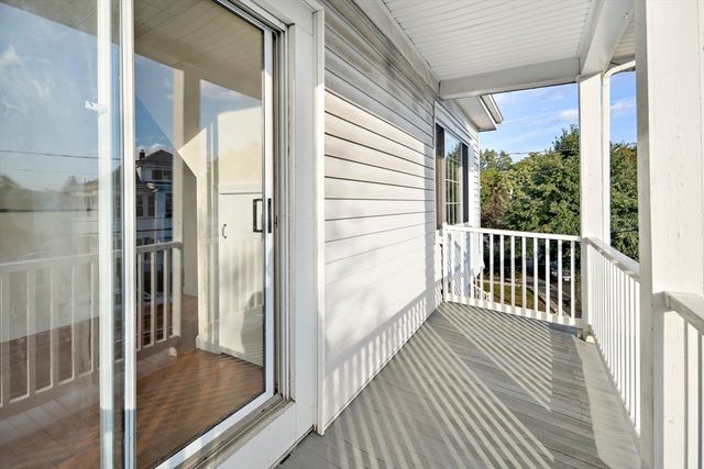 30 Early Ave 2, Medford, MA 02155