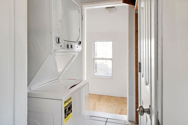 30 Early Ave 2, Medford, MA 02155