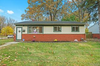 34415 Glover Street, Wayne, MI 48184