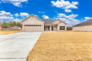 120 Trotter's View Road, Deatsville, AL 36022