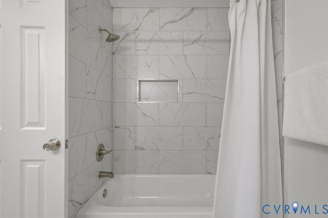 3031 Speeks Dr, Midlothian, VA 23112
