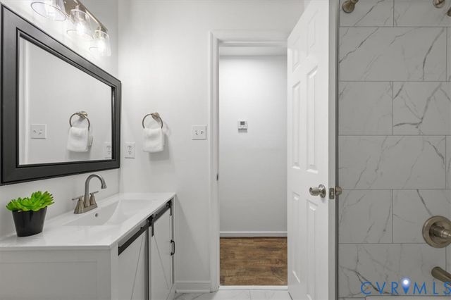 3031 Speeks Dr, Midlothian, VA 23112