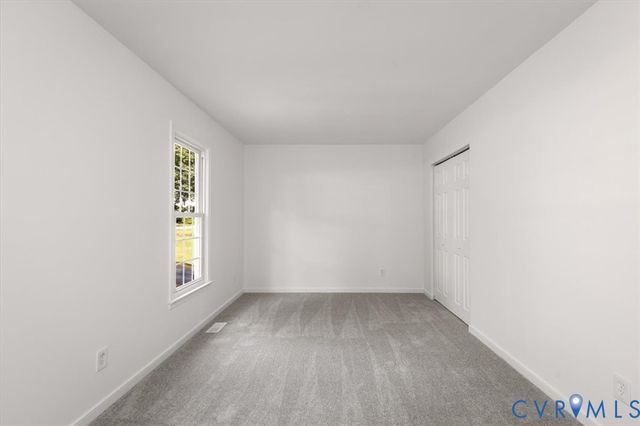 3031 Speeks Dr, Midlothian, VA 23112
