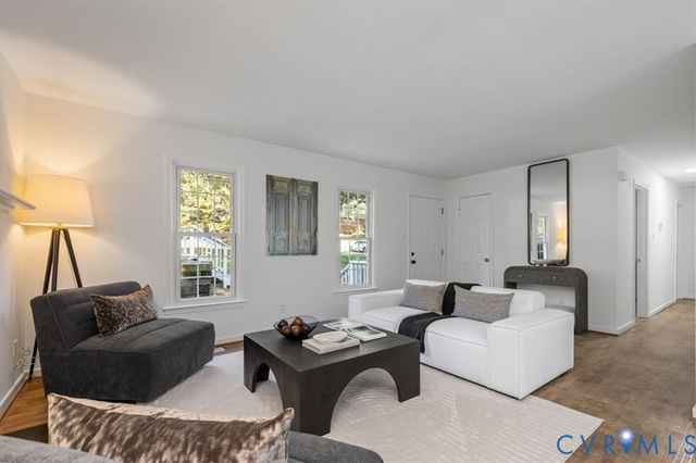3031 Speeks Dr, Midlothian, VA 23112