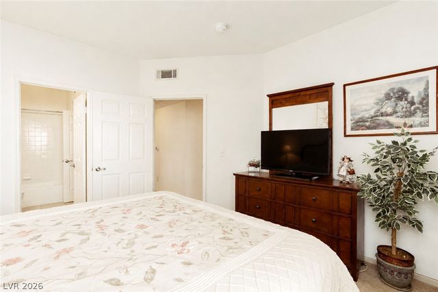6480 Annie Oakley Drive 511, Las Vegas, NV 89120