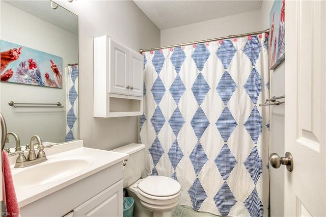 5 Sundance PL, Newport News, VA 23608