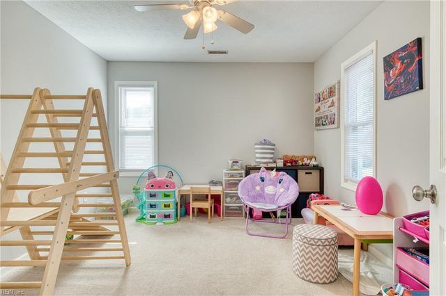 5 Sundance PL, Newport News, VA 23608