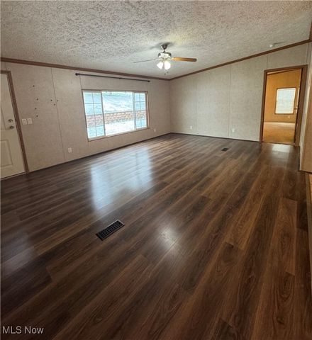 211 Odell Lane, Parkersburg, WV 26104