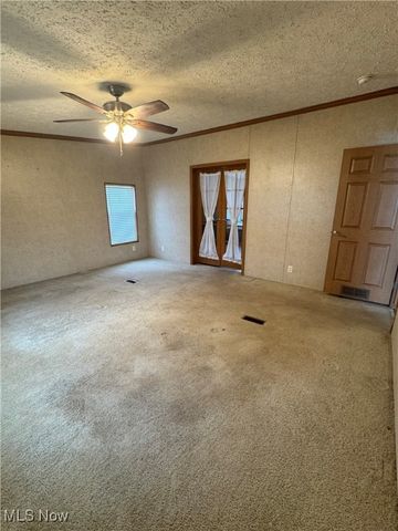 211 Odell Lane, Parkersburg, WV 26104