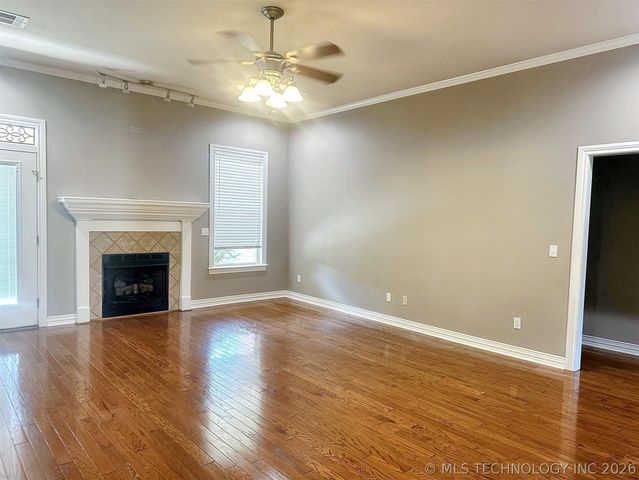 605 S Oak Avenue, Tahlequah, OK 74464