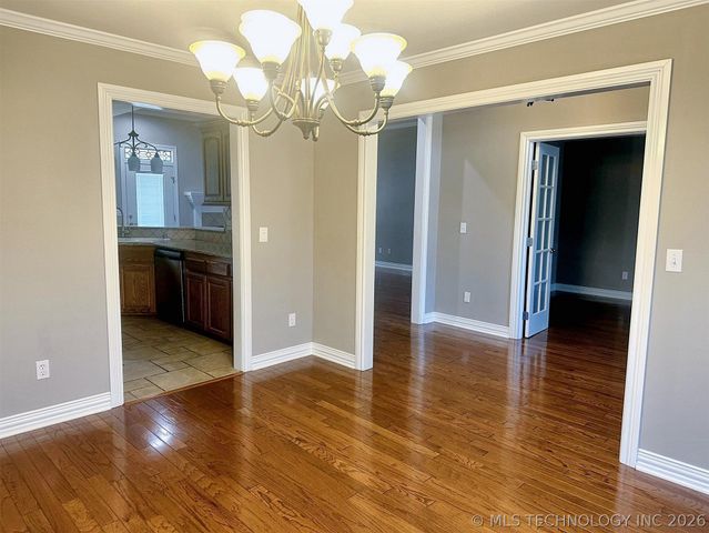 605 S Oak Avenue, Tahlequah, OK 74464