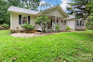 42 Bushwald Lane, Swannanoa, NC 28778