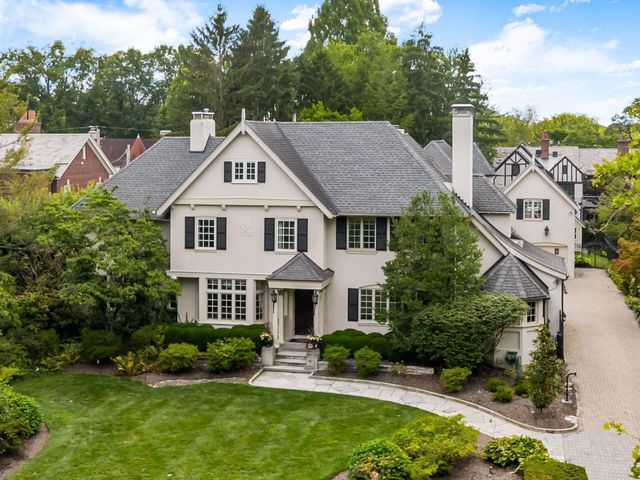 57 Preston Road, Columbus, OH 43209