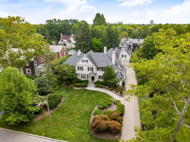 57 Preston Road, Columbus, OH 43209