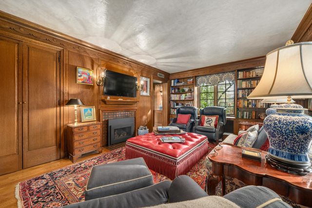 57 Preston Road, Columbus, OH 43209