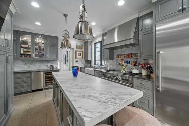 57 Preston Road, Columbus, OH 43209