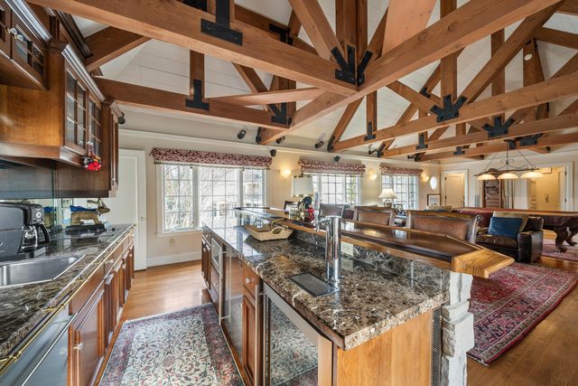 57 Preston Road, Columbus, OH 43209