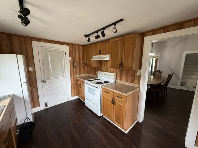 106 Franklin St, Estill Springs, TN 37330