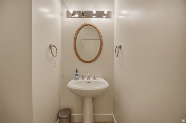 1458 E KRISTIANNA CIR, Salt Lake City, UT 84103