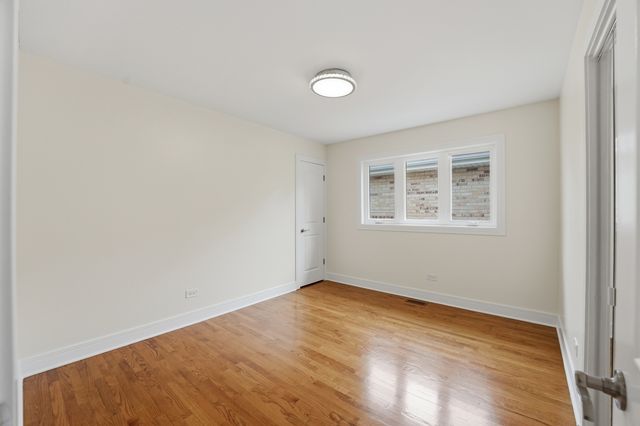 4225 N Newland Avenue, Harwood Heights, IL 60706