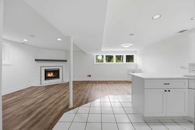 4225 N Newland Avenue, Harwood Heights, IL 60706