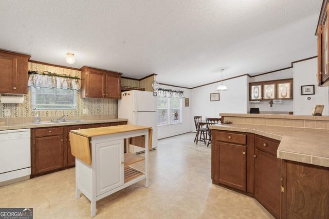 736 Susan Davis Road, Sparta, GA 31087