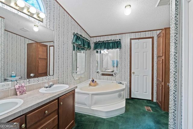 736 Susan Davis Road, Sparta, GA 31087