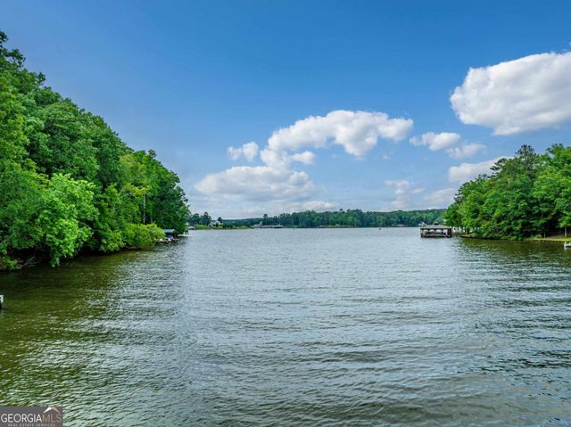 736 Susan Davis Road, Sparta, GA 31087