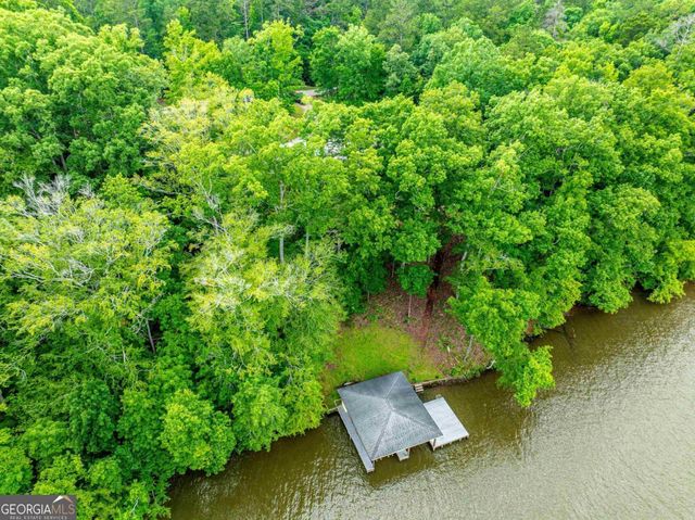 736 Susan Davis Road, Sparta, GA 31087