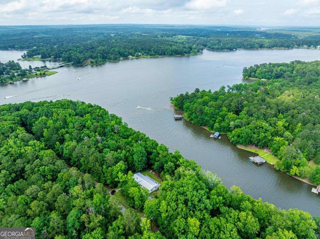 736 Susan Davis Road, Sparta, GA 31087