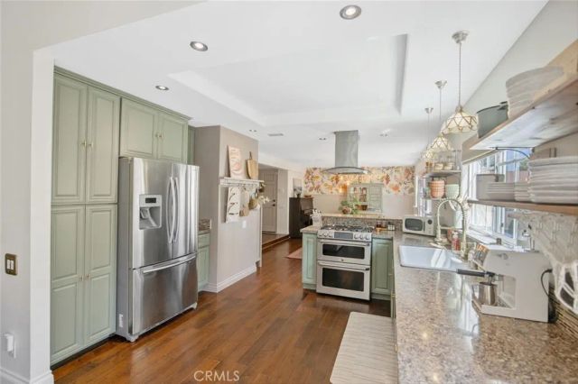 23534 Via Castanet, Valencia, CA 91355