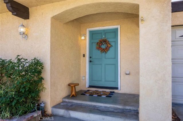 23534 Via Castanet, Valencia, CA 91355