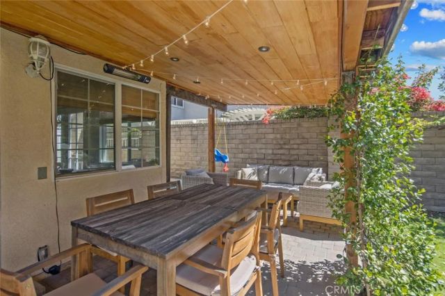 23534 Via Castanet, Valencia, CA 91355
